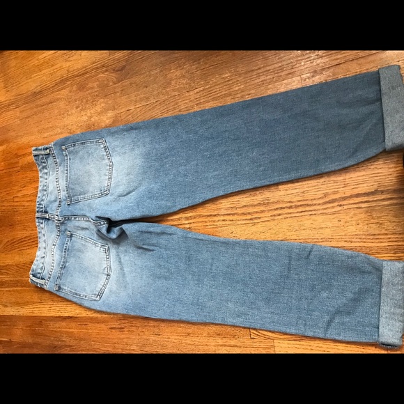 Ripped boyfriend jeans - Picture 2 of 3